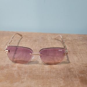 Saweetie X Quay No Cap Chain Arm Pink Rose Sunnies